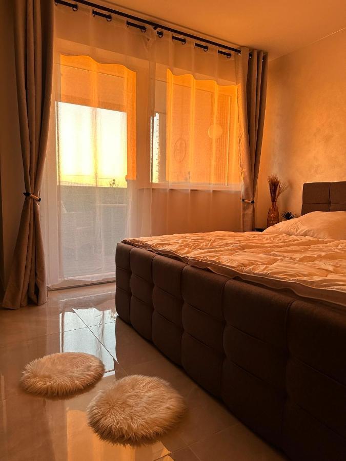 Fewo Sky21 * Langen Exklusives Appartment Vollausstattung / Zentrale Lage *Neu* Bagian luar foto