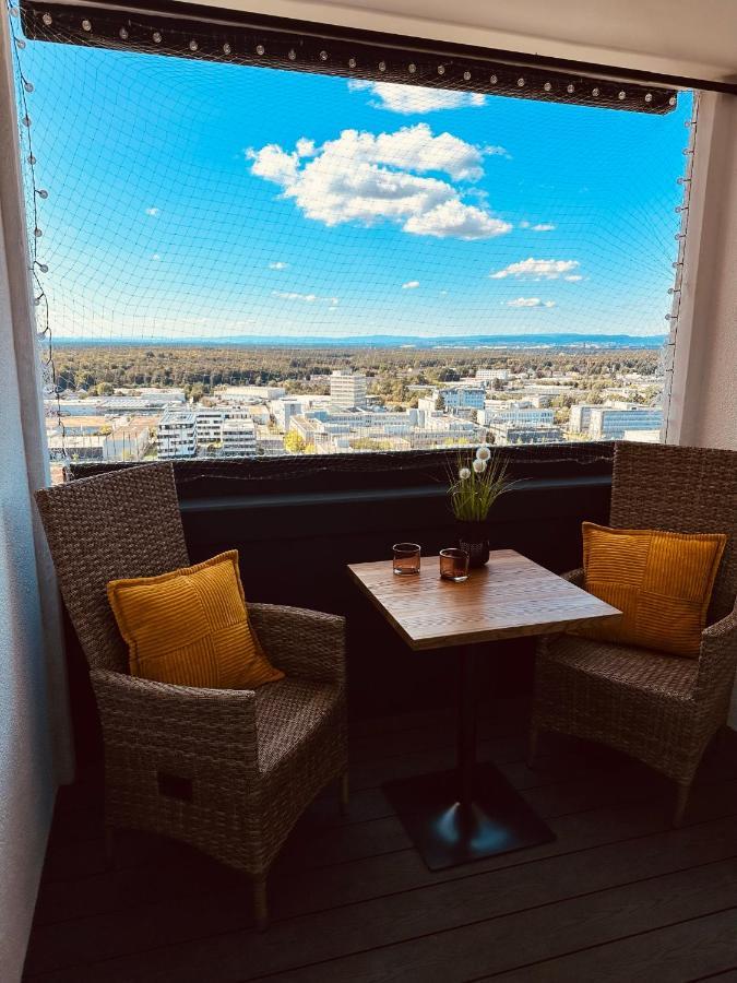 Fewo Sky21 * Langen Exklusives Appartment Vollausstattung / Zentrale Lage *Neu* Bagian luar foto